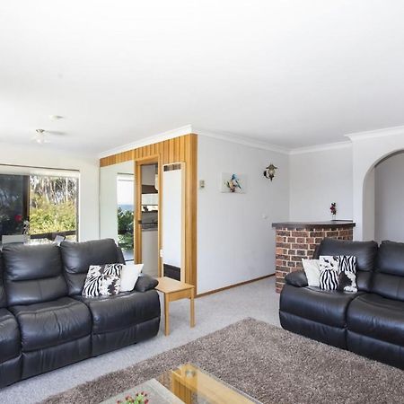 Free Night On Us This Winter At Collers Beachside Mollymook Exterior photo